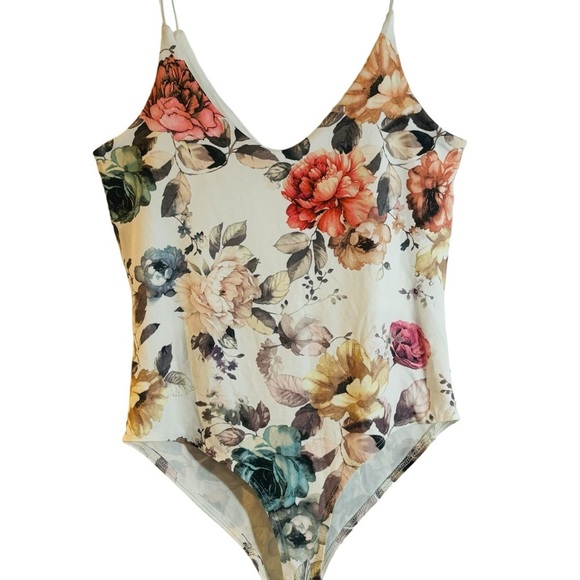 🍂Gaze Eggshell Off-White Small Softly Bodysuit LIKE NEW🍃 - Picture 5 of 8